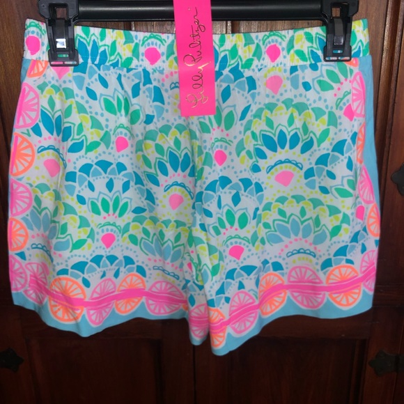 Lilly Pulitzer Katia shorts - Picture 2 of 7